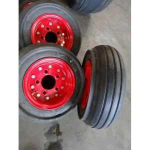 20.5x6.75-10 Aircraft Tyre — Complete with Wheel